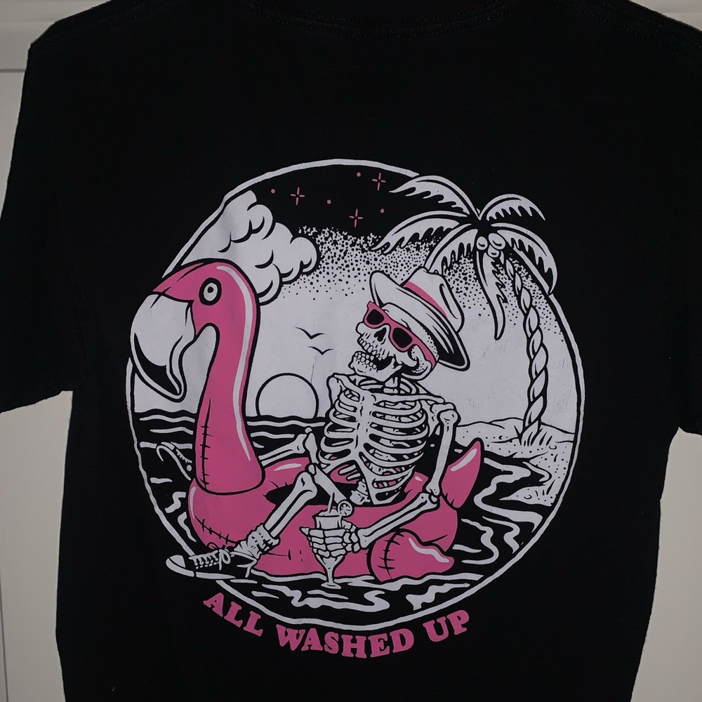 Black and pink skeleton tshirt
